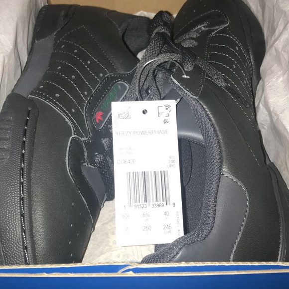 Adidas yeezy powerphase - Picture 2 of 8